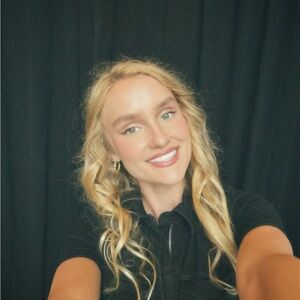 Meet your Posher, Anabel